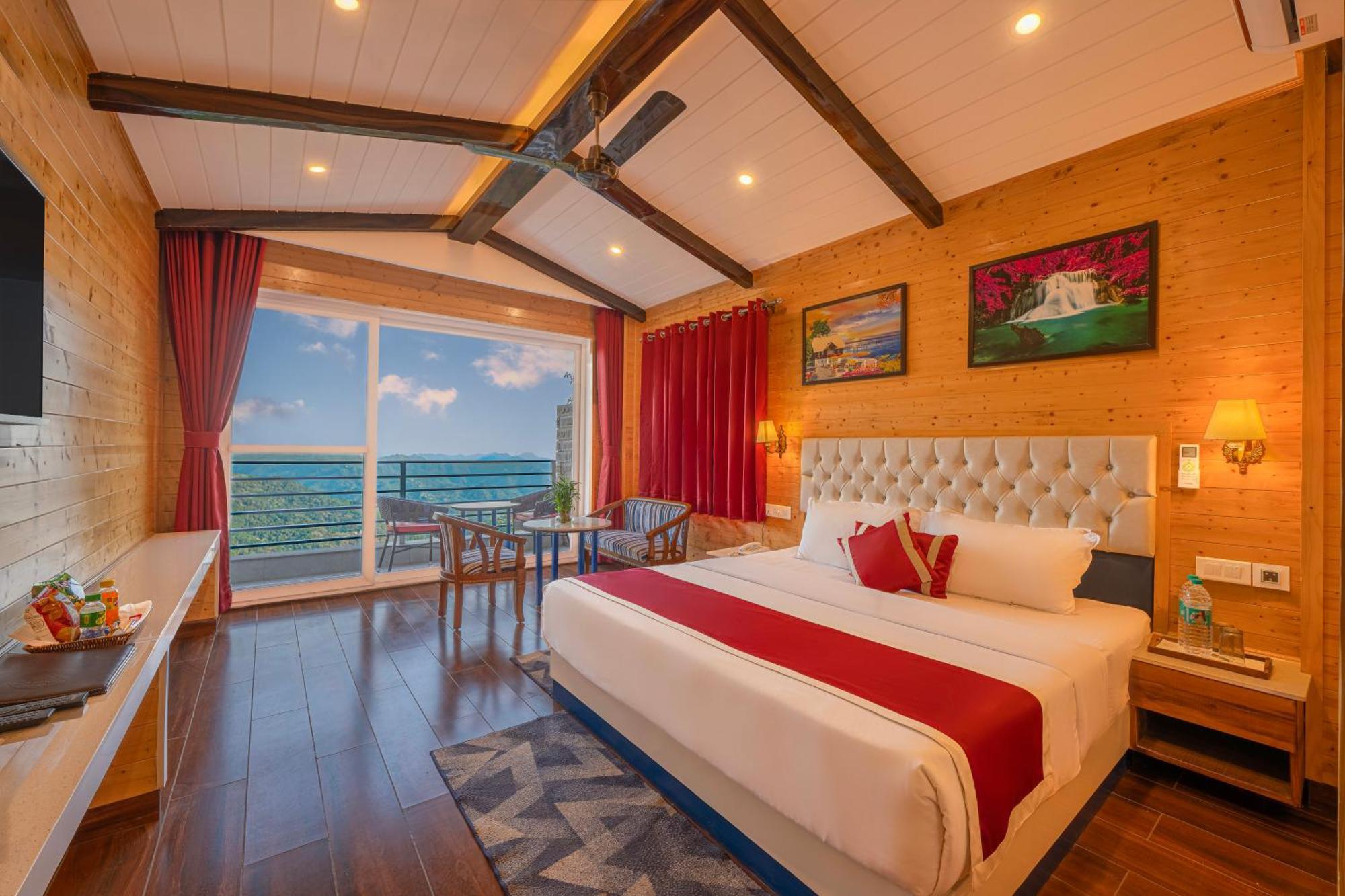 Hotel Wood Stock Luxury - A Boutique Property - Penthouse - Open Air Restaurant & Terrace كاساولى المظهر الخارجي الصورة